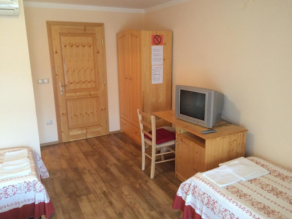 Gostilna Turk Hotel Hotedrsica Room photo